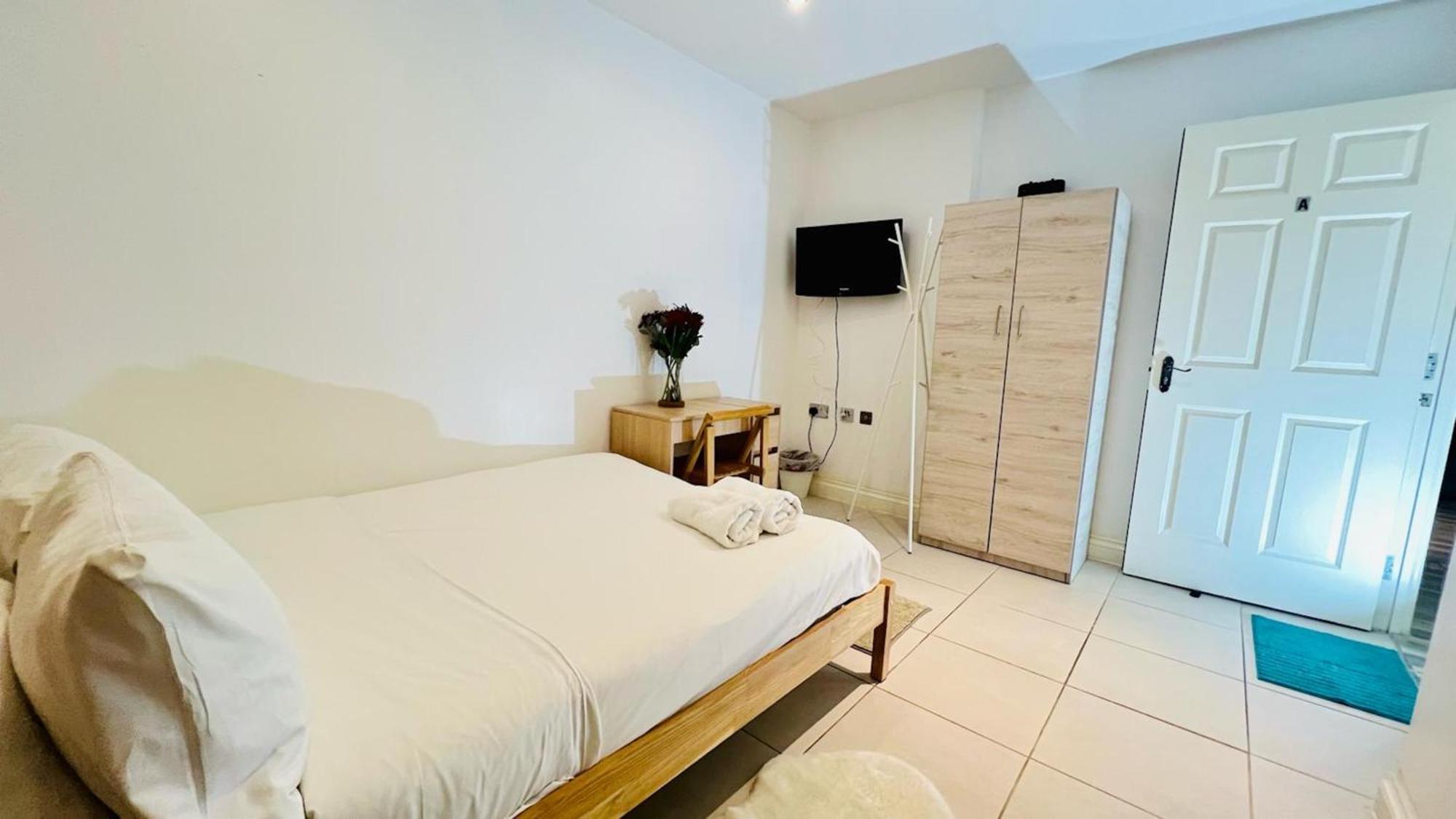 City View Sunset Luxurious Apartment In London Zone-1 Including One Family Twin Room With Its Own Stunning Private Terrace ภายนอก รูปภาพ