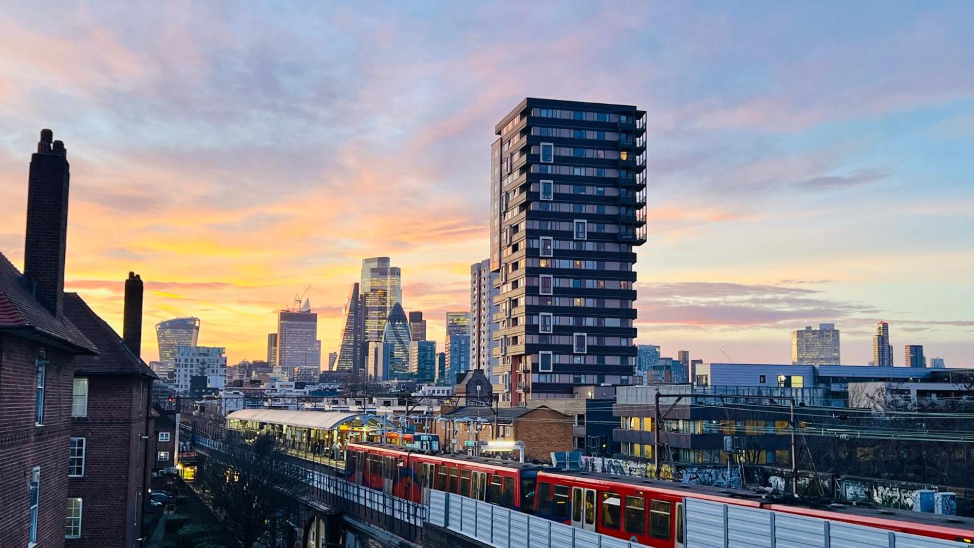 City View Sunset Luxurious Apartment In London Zone-1 Including One Family Twin Room With Its Own Stunning Private Terrace ภายนอก รูปภาพ